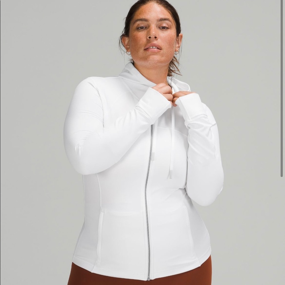 NEW Unworn lululemon Hooded Define Jacket in Nulu